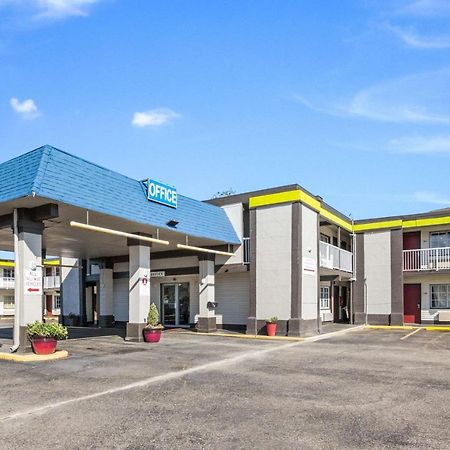 Econo Lodge Inn & Suites Terre Haute Kültér fotó